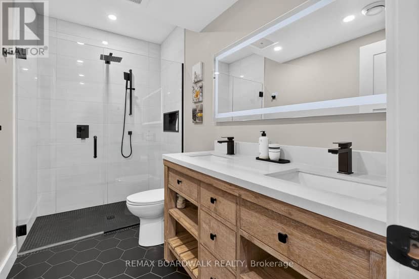 112 Argile Street — photo 23 of 40