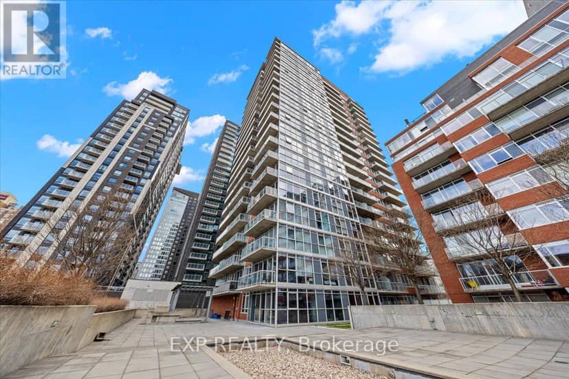 603 - 179 George Street — photo 2 of 32