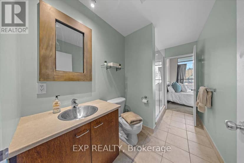 603 - 179 George Street — photo 20 of 32
