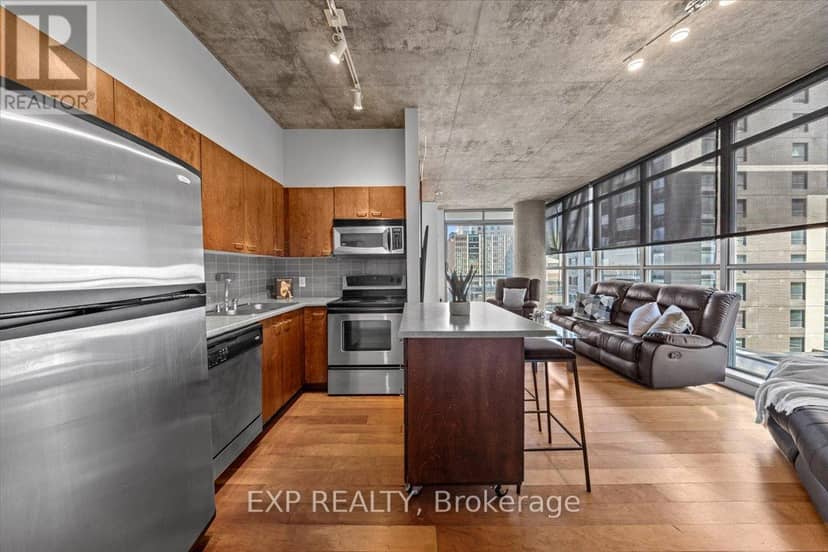 603 - 179 George Street — photo 4 of 32
