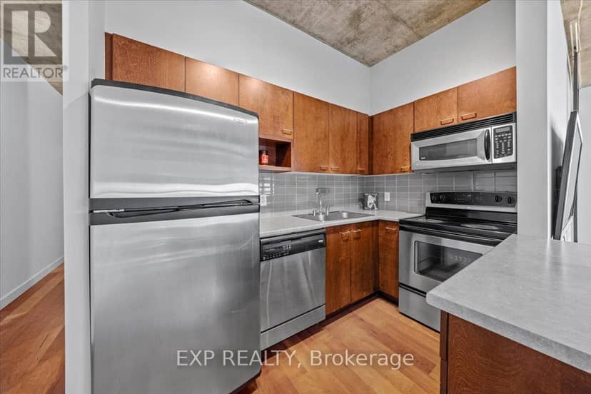 603 - 179 George Street — photo 6 of 32