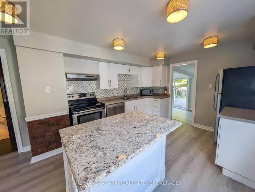 24 Churchill Street — photo 15 of 37