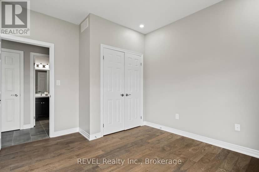 7 - 7138 Parsa St Niagara Falls Street — photo 24 of 33