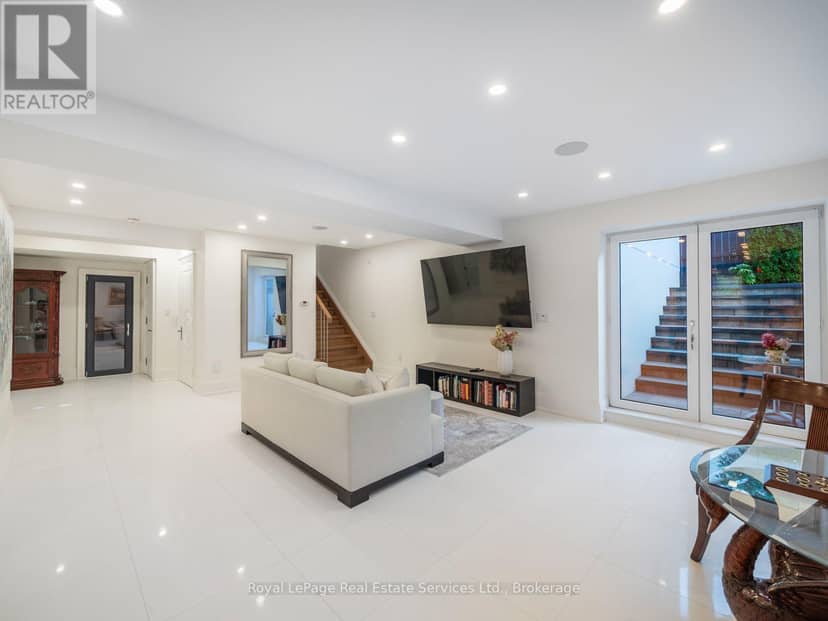 36 Anderson Street — photo 35 of 40