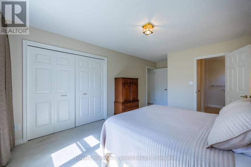 7 Seres Drive — photo 21 of 32