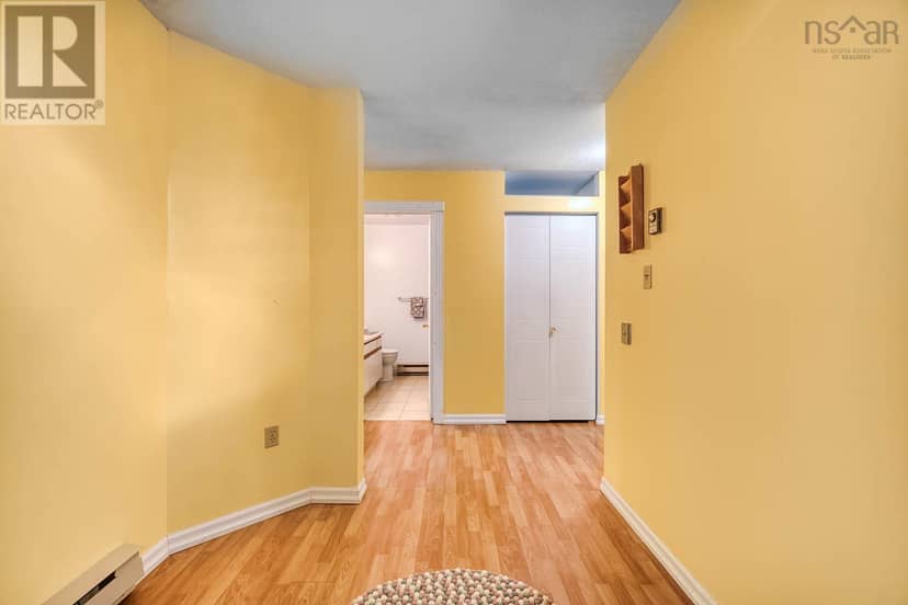 405 15 Langbrae Drive — photo 15 of 38