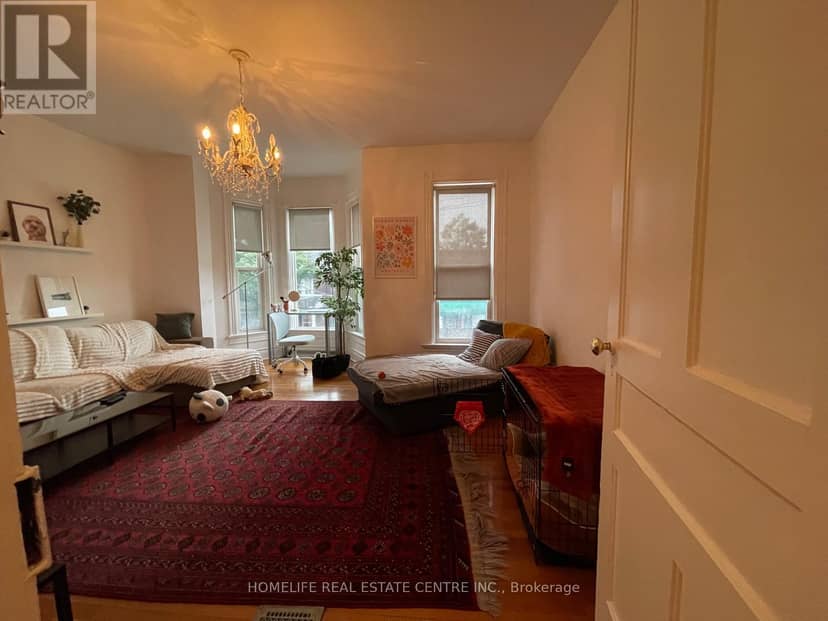 169 Gladstone Avenue — photo 18 of 40