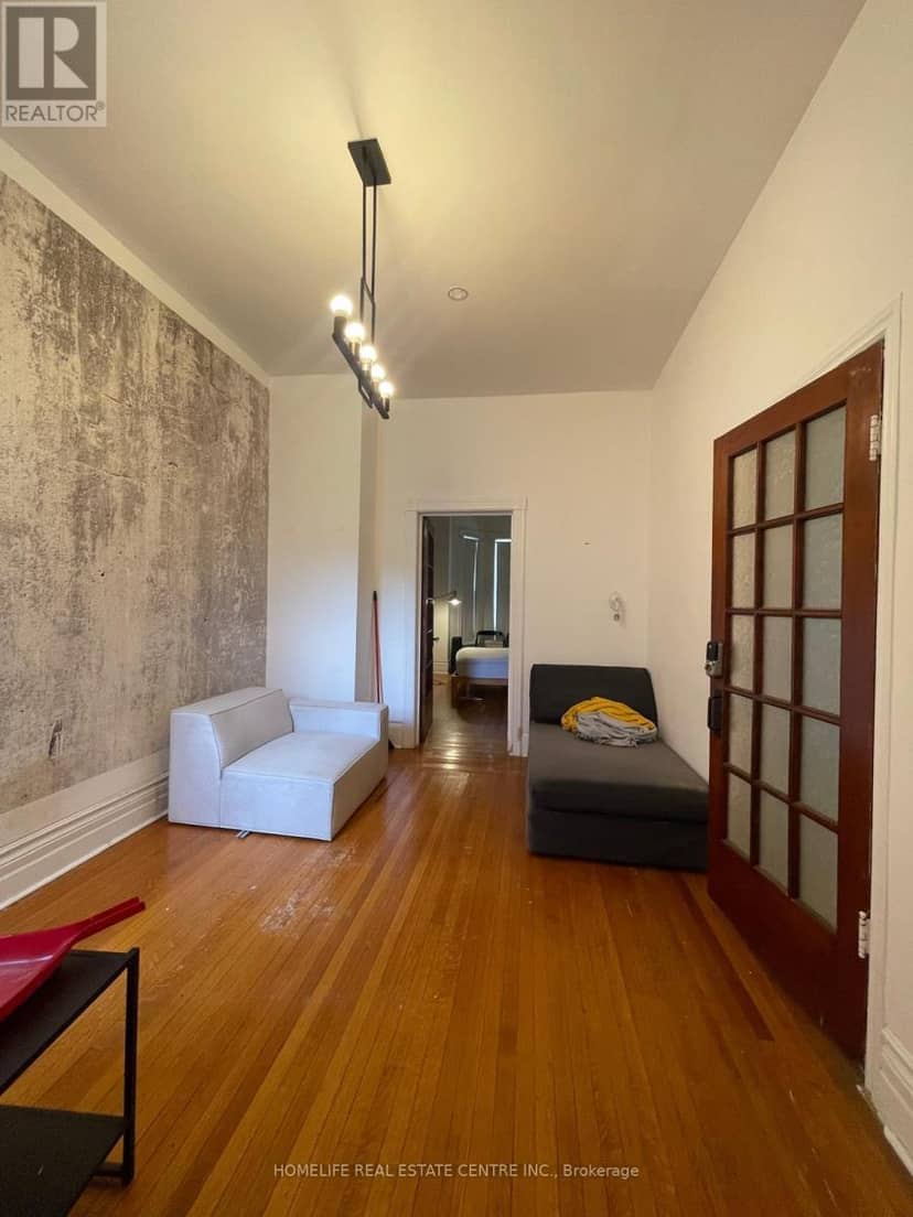 169 Gladstone Avenue — photo 7 of 40