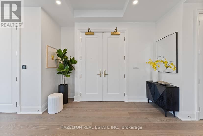 802 - 128 Hazelton Avenue — photo 34 of 40
