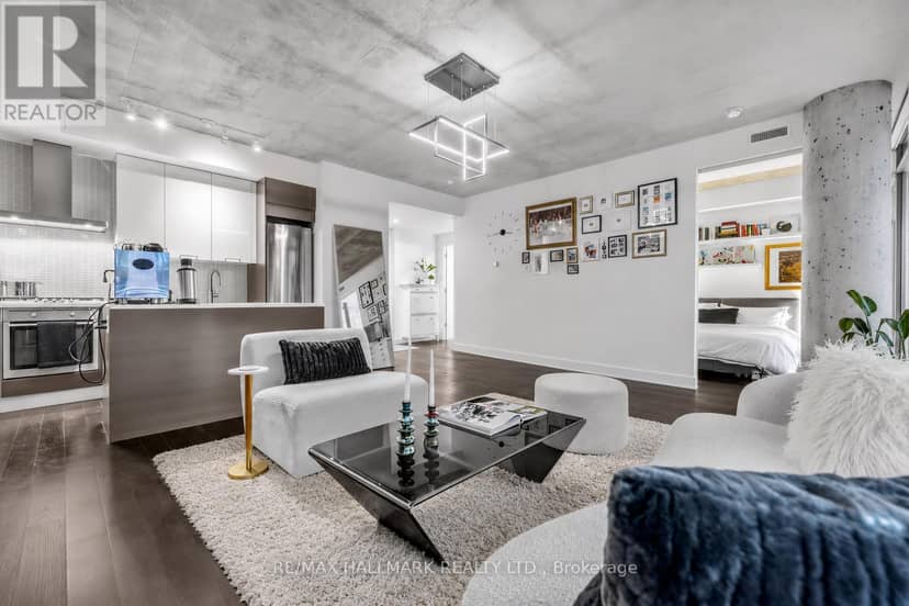 408 - 90 Broadview Avenue — photo 8 of 23