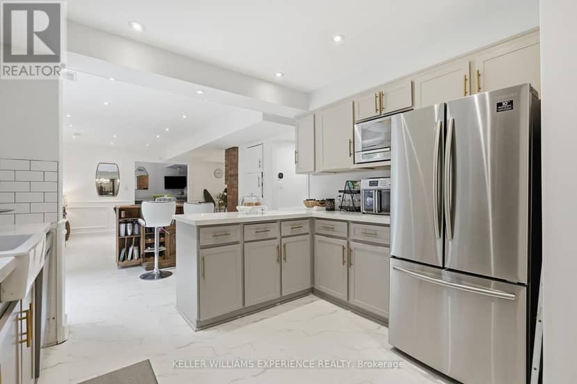 2 Seeley Court — photo 10 of 40