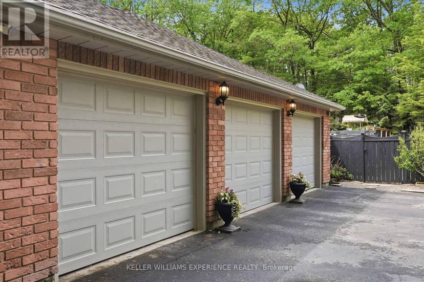 2 Seeley Court — photo 39 of 40