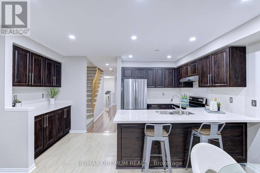 83 - 5030 Heatherleigh Avenue — photo 16 of 40
