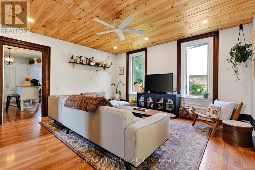 162 Baldwin Street — photo 14 of 40
