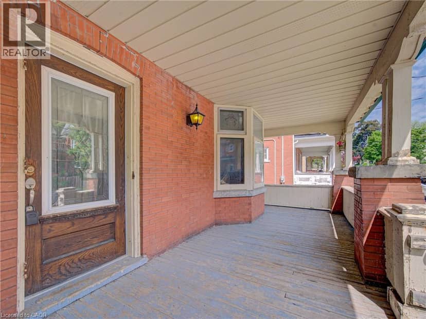 59 IRVIN Street — photo 5 of 40
