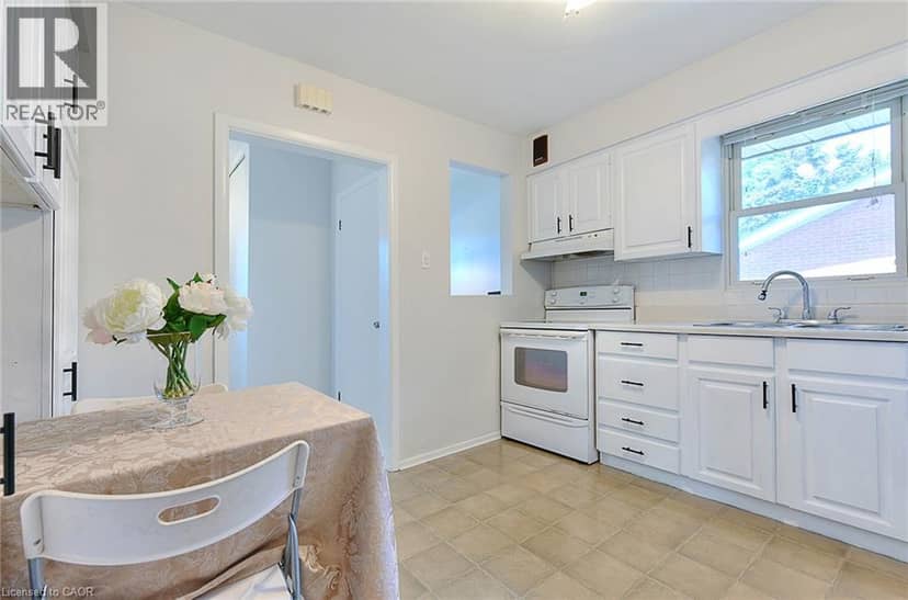 245 WEST 33RD Street — photo 9 of 24
