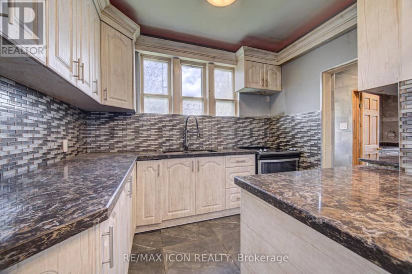 59 Irvin Street — photo 17 of 40