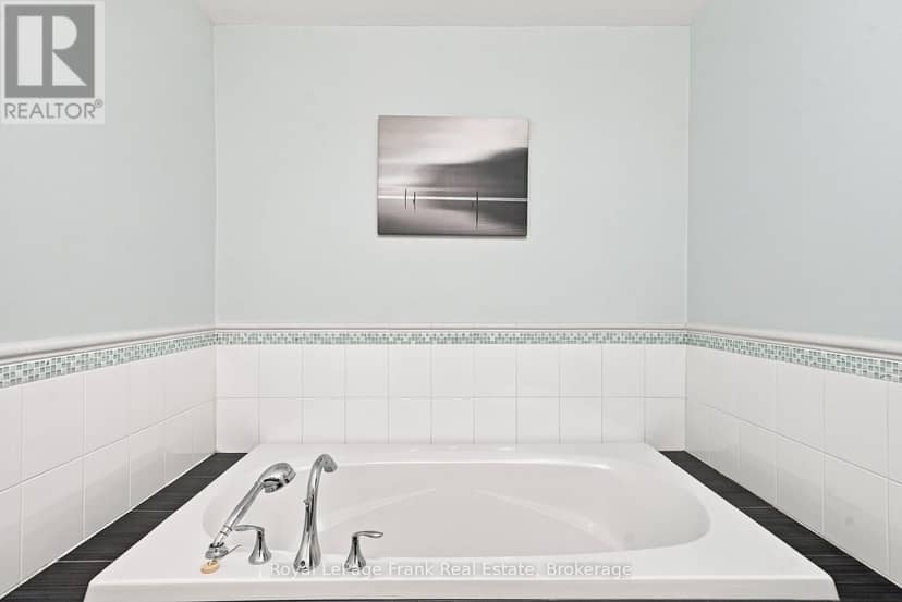 55 King Street — photo 27 of 40