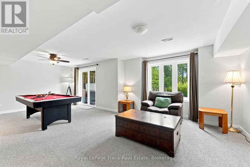 55 King Street — photo 33 of 40