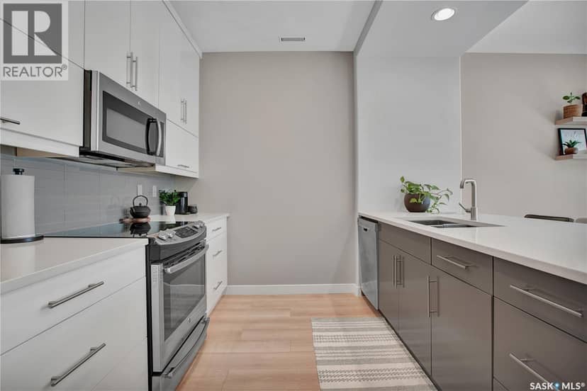 26 103 Willis CRESCENT — photo 10 of 33