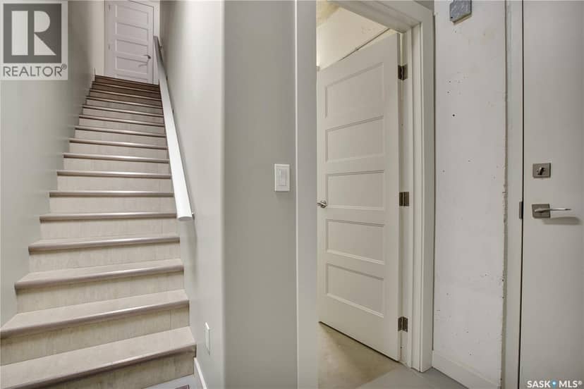 26 103 Willis CRESCENT — photo 23 of 33