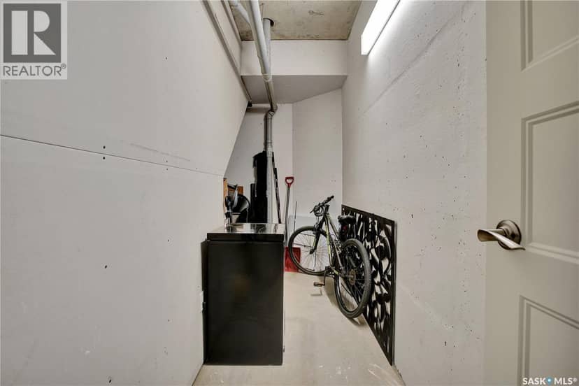 26 103 Willis CRESCENT — photo 24 of 33