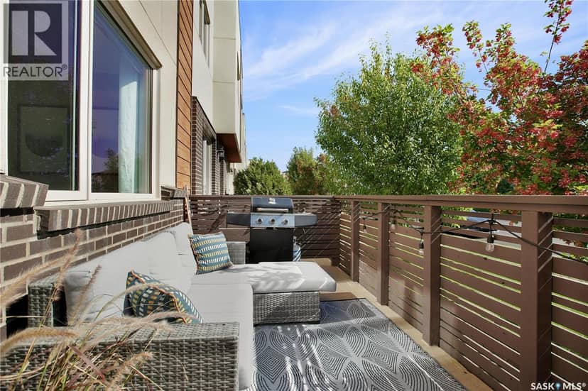 26 103 Willis CRESCENT — photo 26 of 33