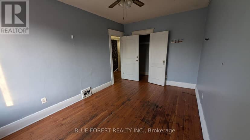 867 Queens Avenue — photo 26 of 28