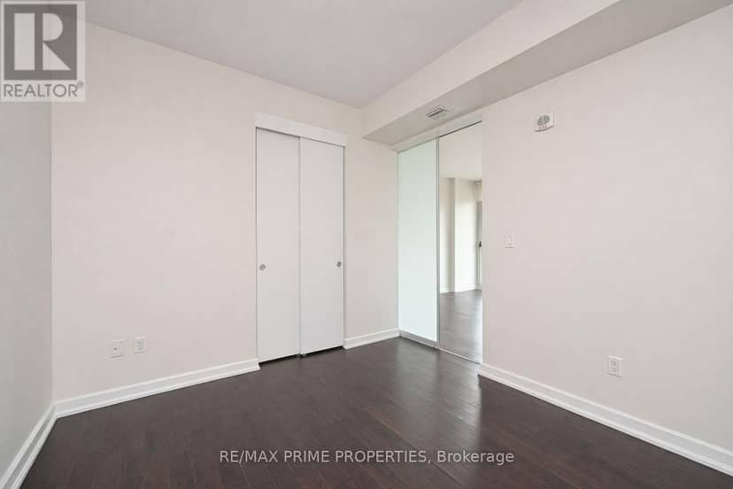 506 - 300 Lisgar Street — photo 19 of 34