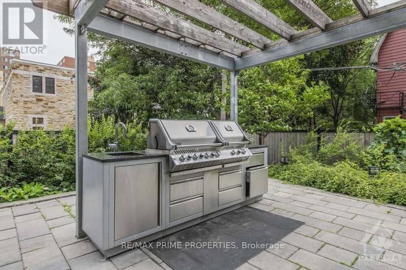 506 - 300 Lisgar Street — photo 26 of 34