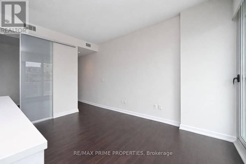 506 - 300 Lisgar Street — photo 7 of 34