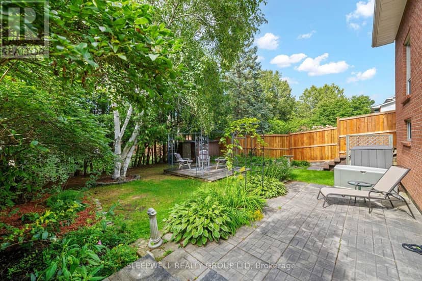 31 Tamblyn Crescent — photo 32 of 35