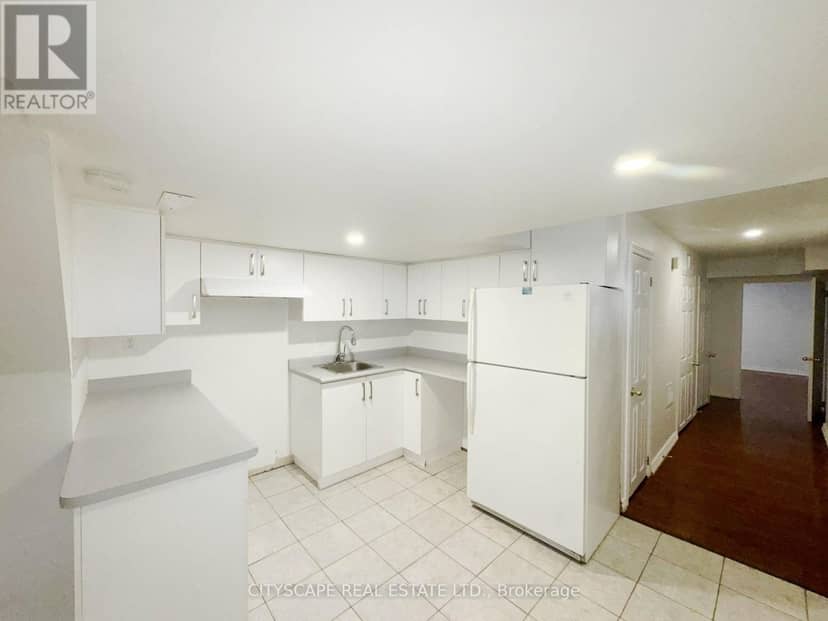 116 Emery Hill Boulevard — photo 32 of 40