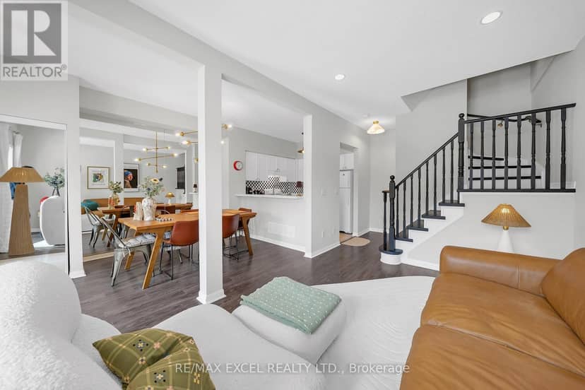 3 - 10 Cox Boulevard — photo 12 of 40