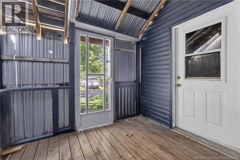 90-92 Edward Street — photo 32 of 39