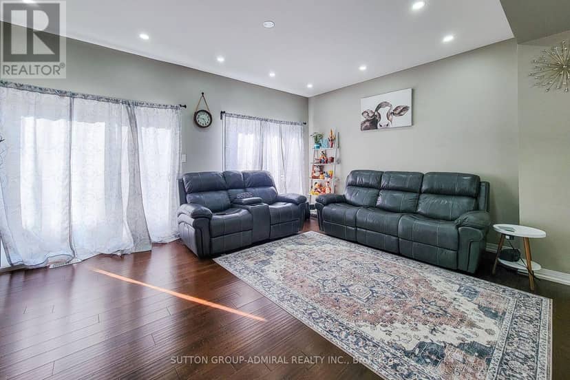 4002 Crown Street — photo 11 of 38