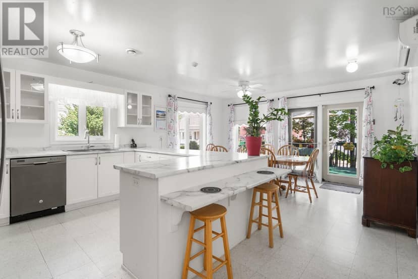 122 Victoria Street, Windsor, photo 8