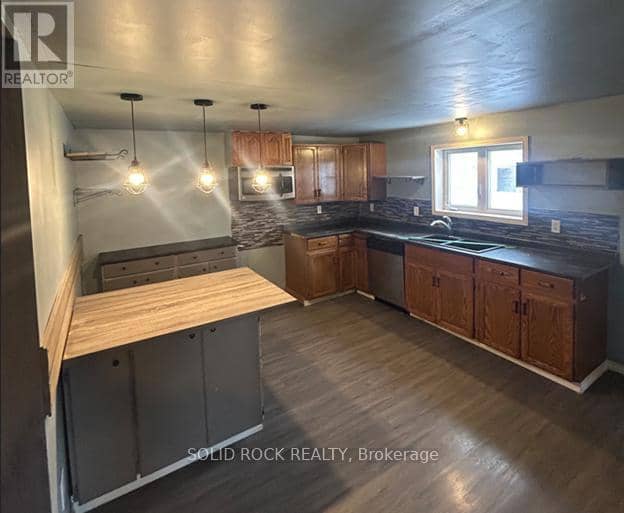 20 Main Street, Kirkland Lake, photo 8