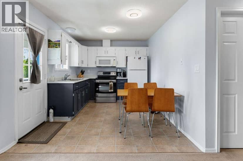 205 106 MCDERMID DRIVE, Prince George