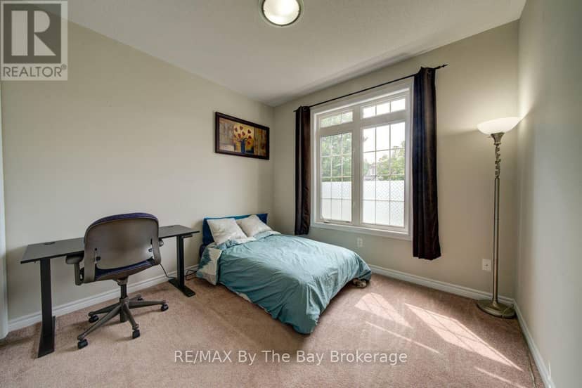11 Grand Poplar Lane — photo 25 of 36