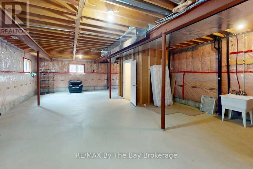 11 Grand Poplar Lane — photo 30 of 36