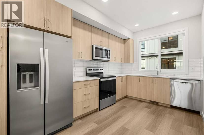 54, 285 Chelsea Court — photo 13 of 39