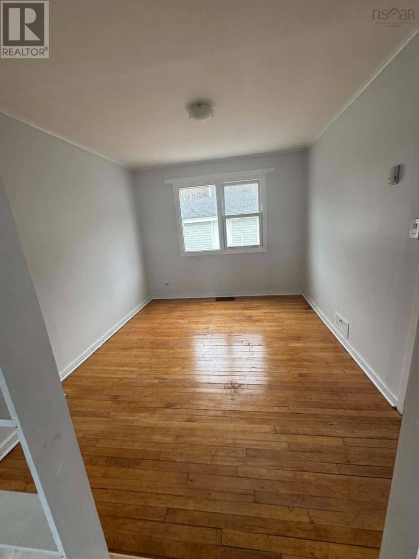 24 Hillside Drive — photo 9 of 28