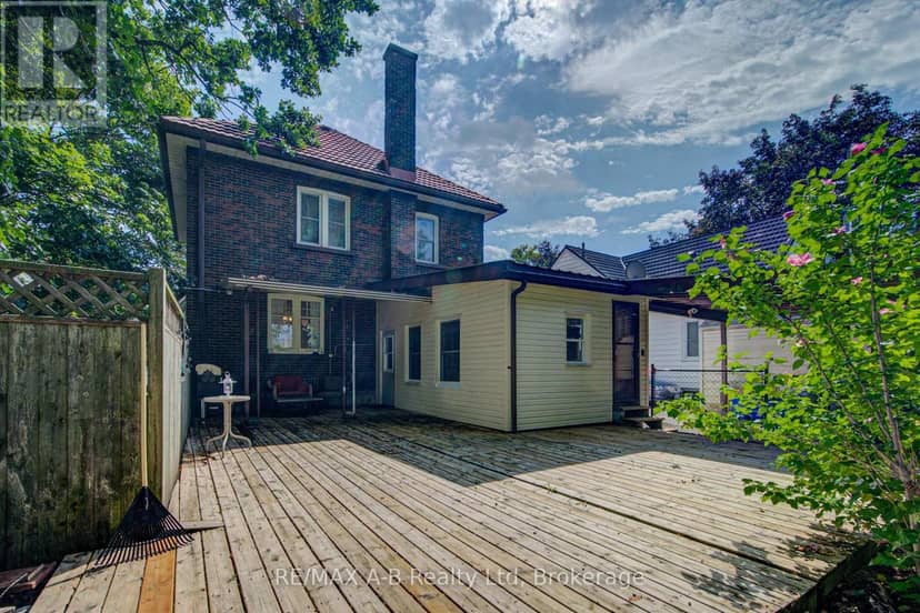 31 John Street — photo 32 of 40