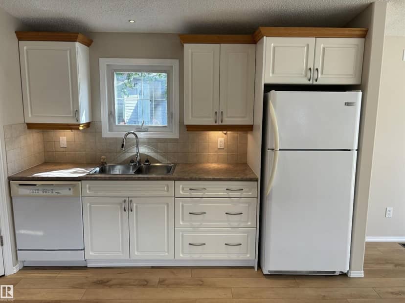 56 Rim RD NW — photo 10 of 37