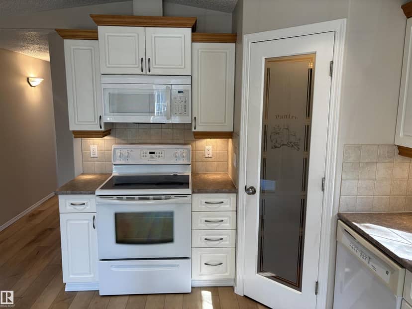 56 Rim RD NW — photo 11 of 37