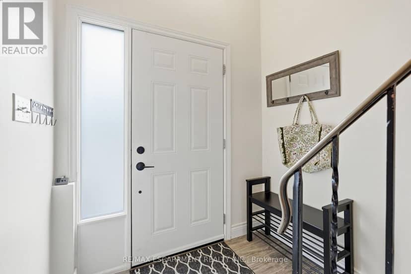 50 - 1115 Paramount Drive — photo 5 of 38