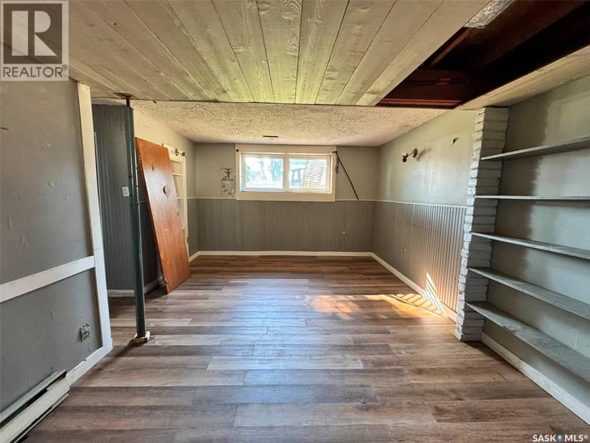 12 Bowerman CRESCENT — photo 11 of 13