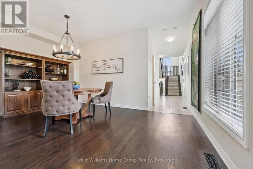 61 Ridgegate Crescent — photo 9 of 40
