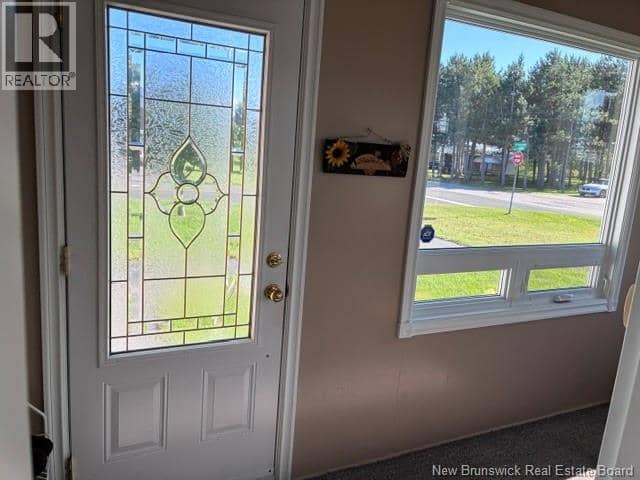 63 Parise Street, Caraquet, photo 3